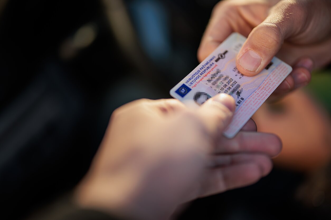 Як забрати права після 130 статті під час війни